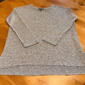 Mix by 41Hawthorn Gray & White Lightweight Crewneck Women’s Sweater
